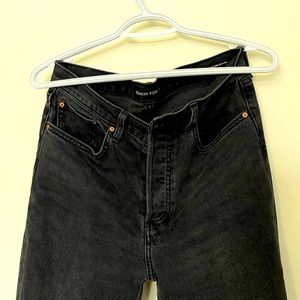 Black Denim Forum Yoko High Rise Slim 30L - 29”